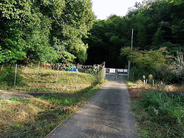 キャンプ場入口