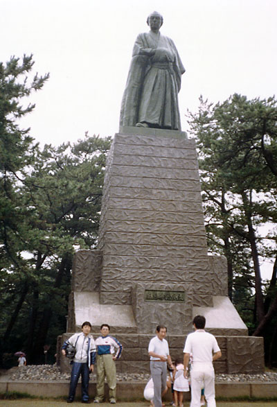 坂本龍馬像