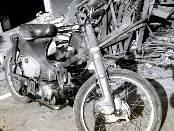 ホンダＣ１００